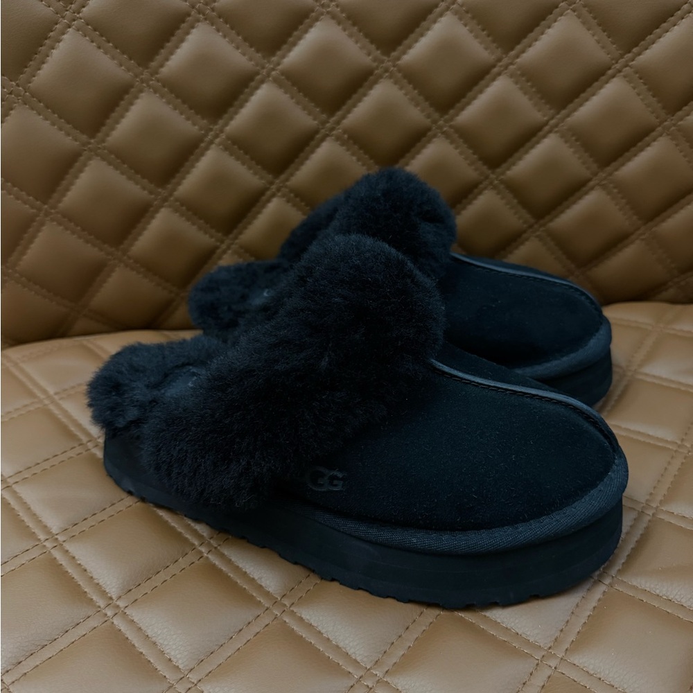 UGG Women's Disquette Slippers size 6